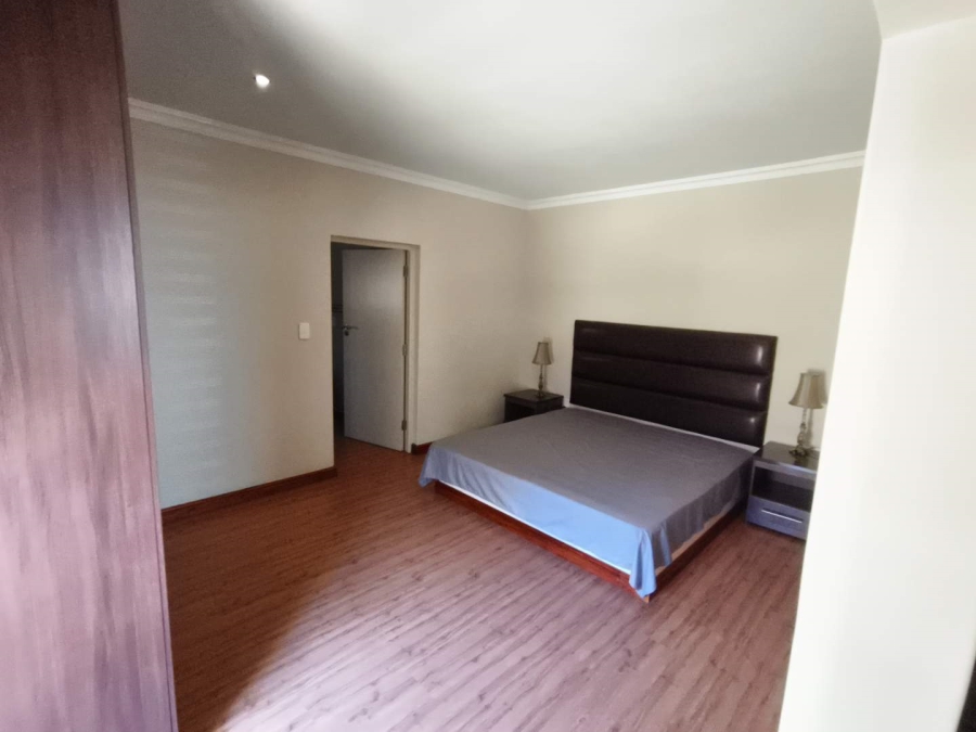 5 Bedroom Property for Sale in Blueberry Hill Western Cape
